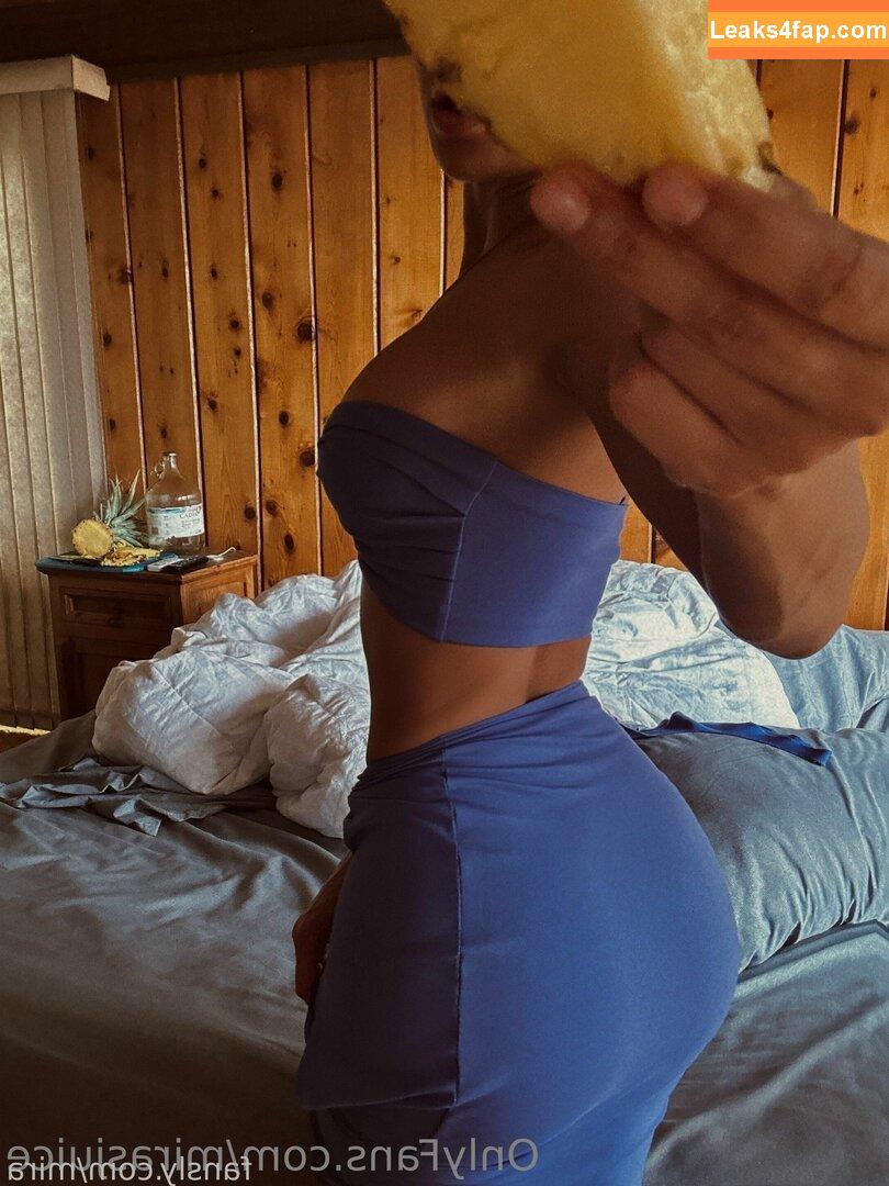 Mira / mira.004 / miranowhere / model_mira слитое фото фото #0127