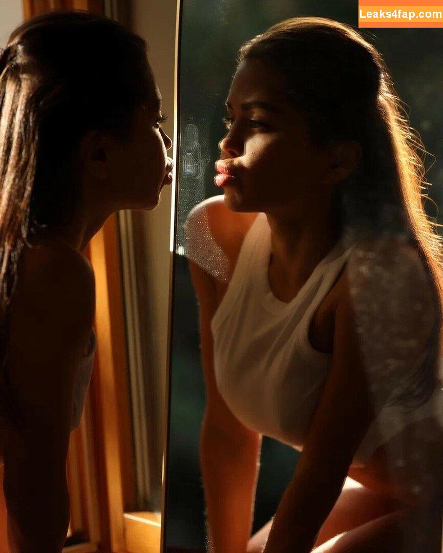 Mira / mira.004 / miranowhere / model_mira слитое фото фото #0147