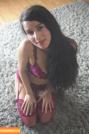Mirabella Estella photo #0077