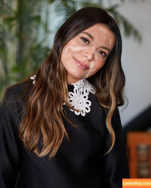 Miranda Cosgrove / MirandaCosgrove / onlyfanssz leaked photo photo #0011