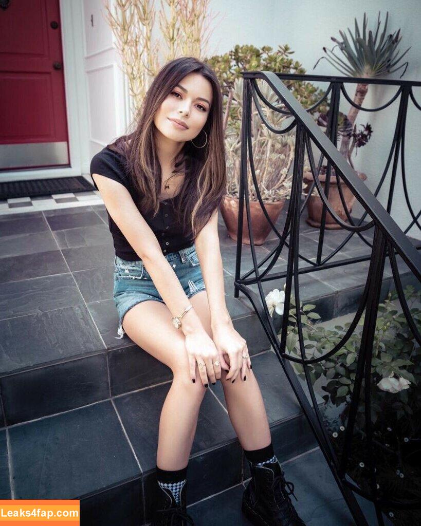 Miranda Cosgrove / MirandaCosgrove / onlyfanssz leaked photo photo #0027