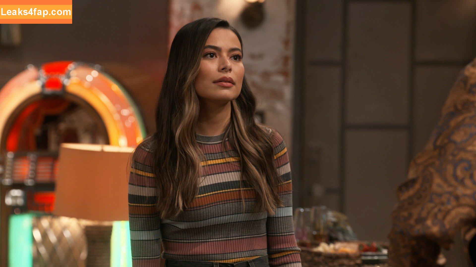 Miranda Cosgrove / MirandaCosgrove / onlyfanssz leaked photo photo #0028