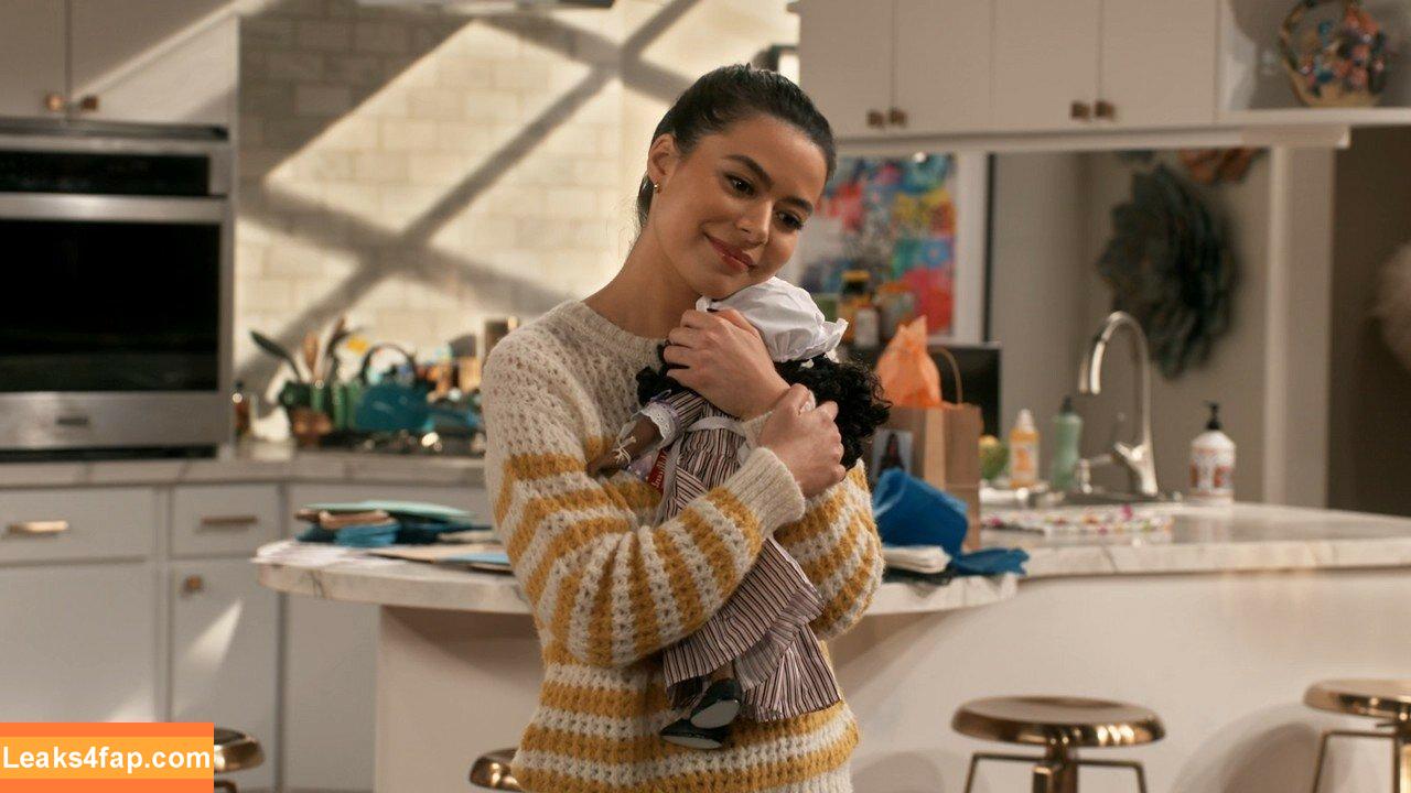 Miranda Cosgrove / MirandaCosgrove / onlyfanssz leaked photo photo #0038