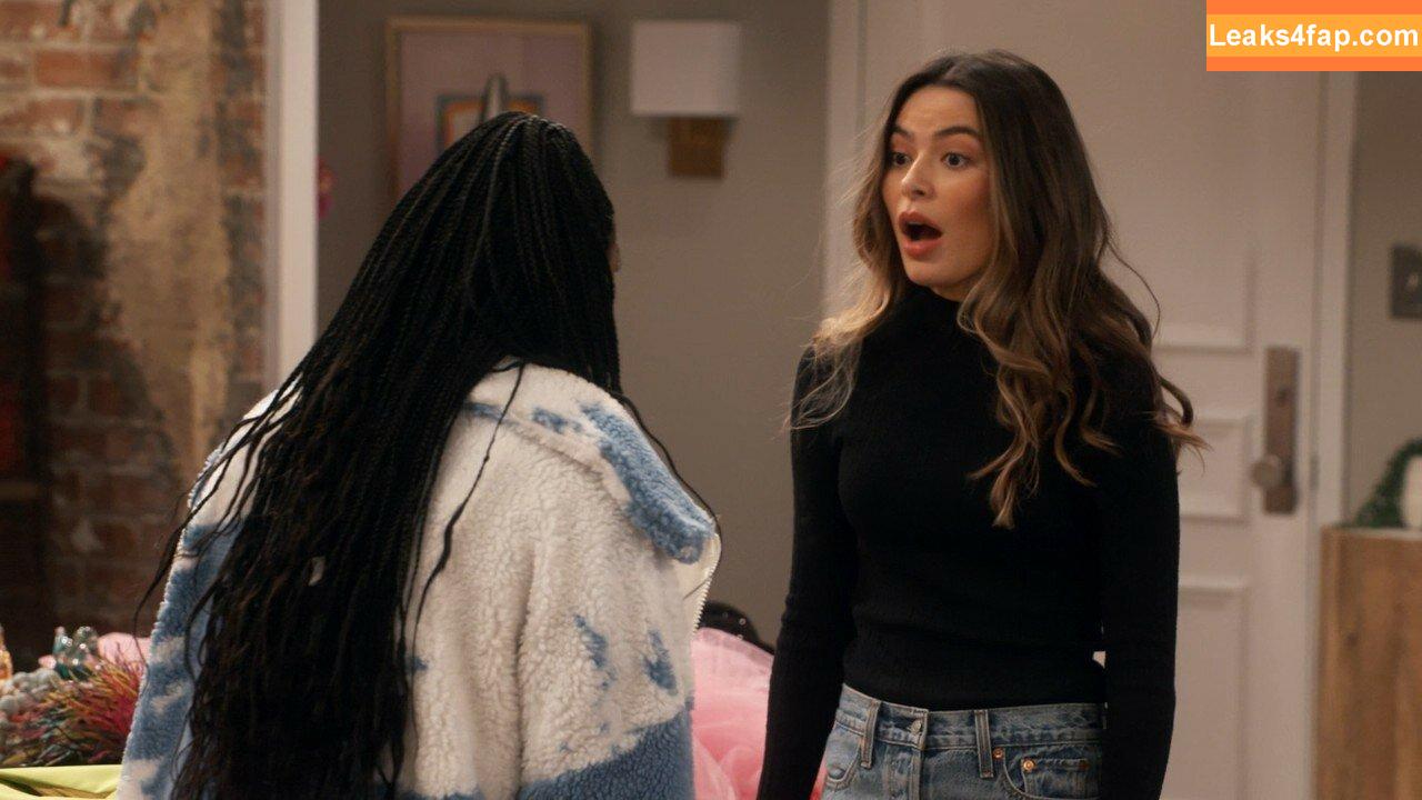 Miranda Cosgrove / MirandaCosgrove / onlyfanssz leaked photo photo #0041