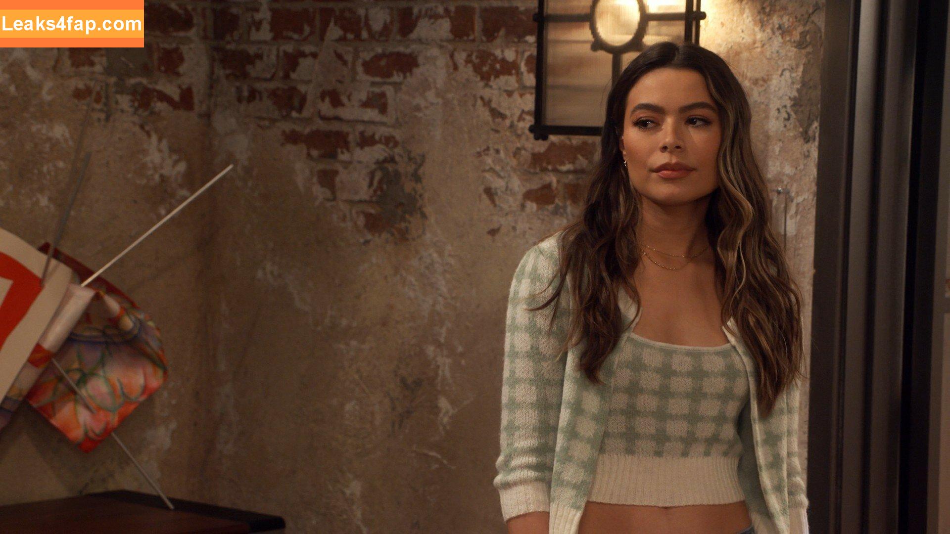 Miranda Cosgrove / MirandaCosgrove / onlyfanssz leaked photo photo #0055