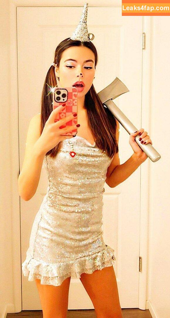 Miranda Cosgrove / MirandaCosgrove / onlyfanssz leaked photo photo #0080