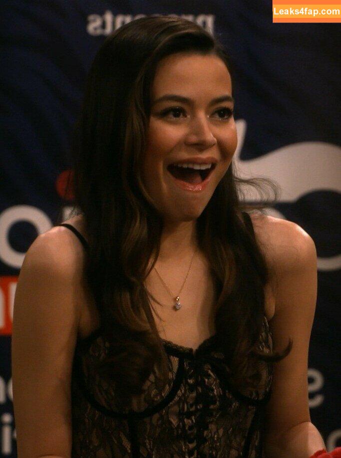 Miranda Cosgrove / MirandaCosgrove / onlyfanssz leaked photo photo #0280