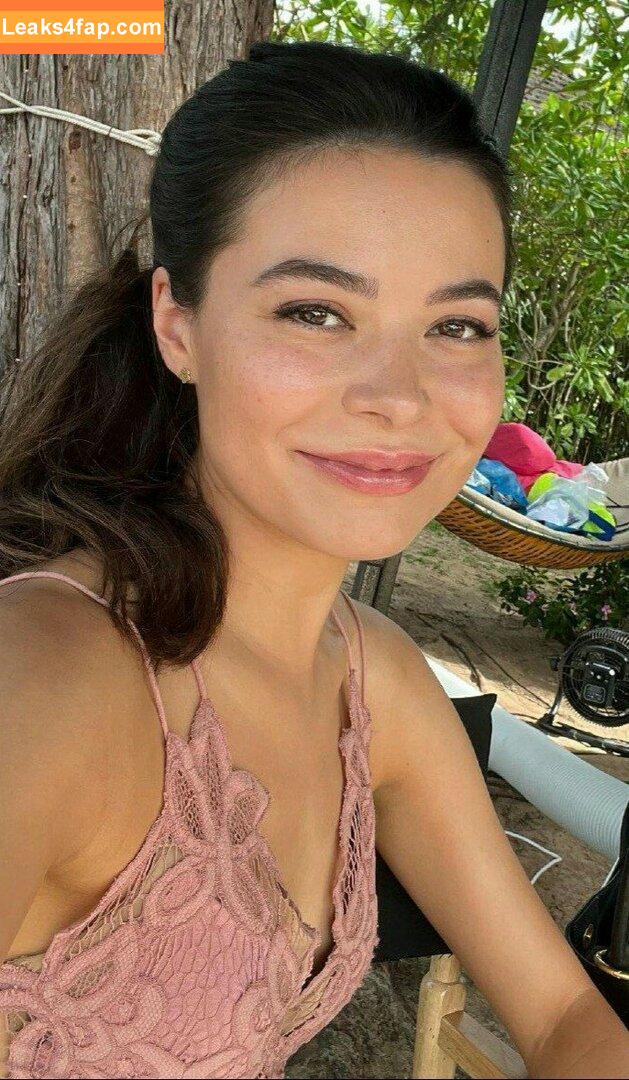 Miranda Cosgrove / MirandaCosgrove / onlyfanssz leaked photo photo #0283