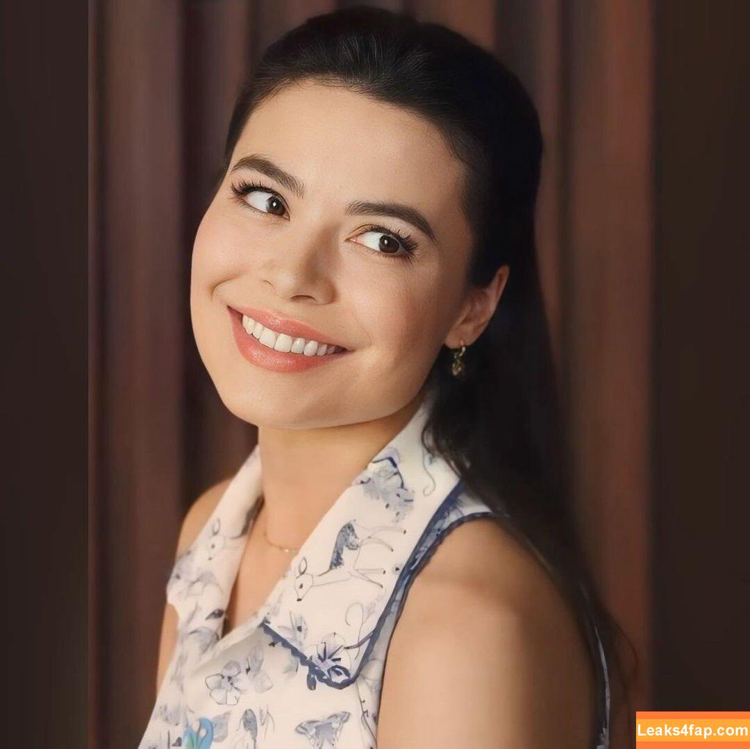 Miranda Cosgrove / MirandaCosgrove / onlyfanssz leaked photo photo #0297