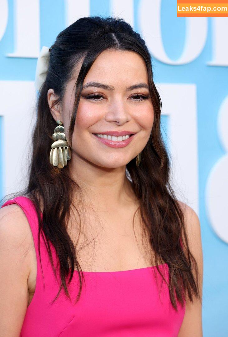 Miranda Cosgrove / MirandaCosgrove / onlyfanssz leaked photo photo #0334