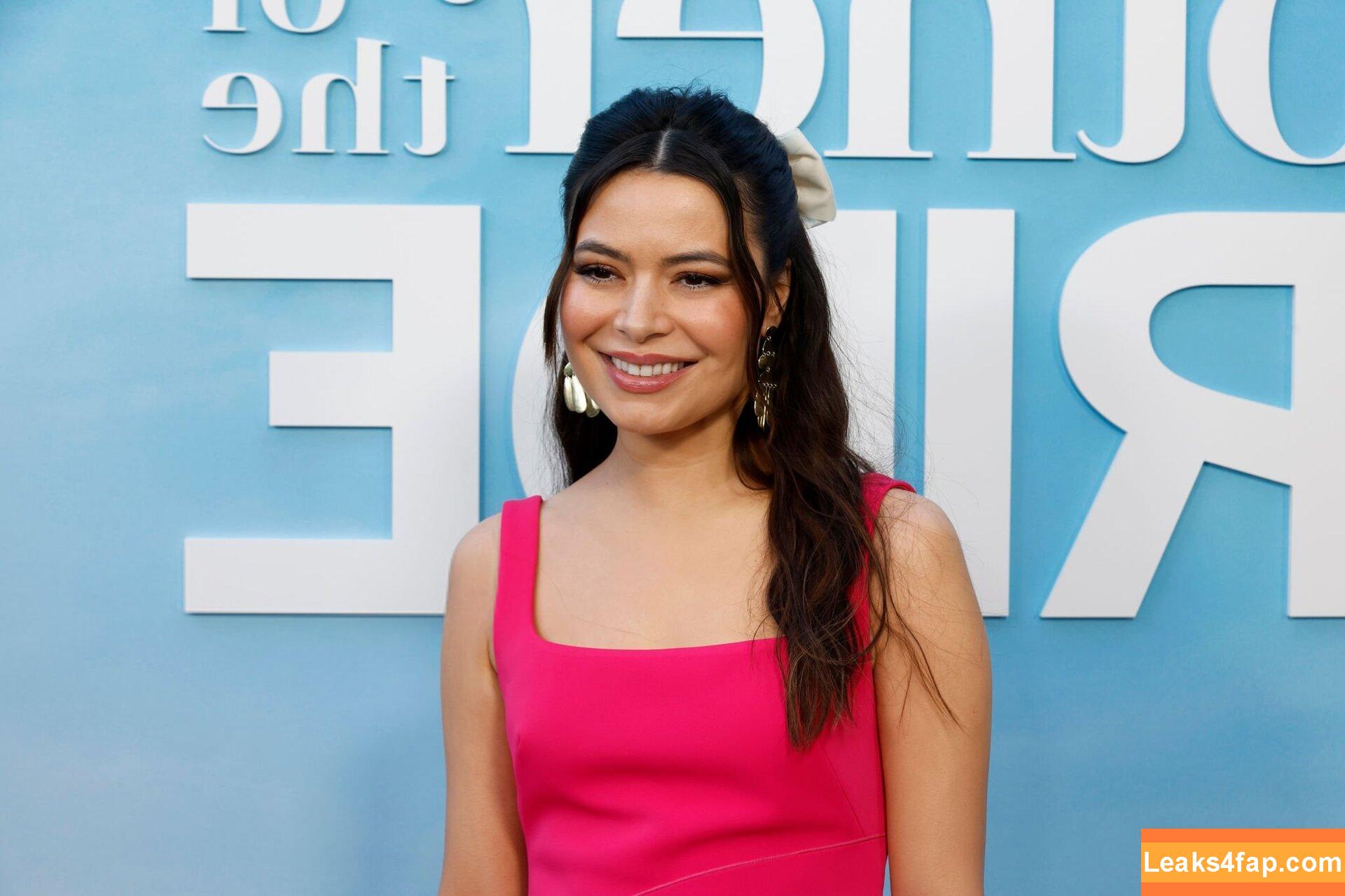 Miranda Cosgrove / MirandaCosgrove / onlyfanssz leaked photo photo #0335