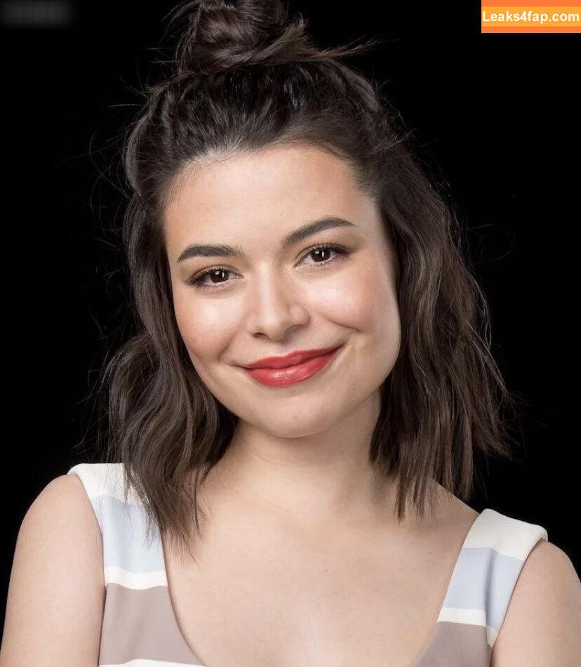 Miranda Cosgrove / MirandaCosgrove leaked photo photo #0345