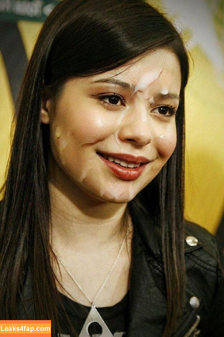 Miranda Cosgrove / MirandaCosgrove / onlyfanssz слитое фото фото #0402