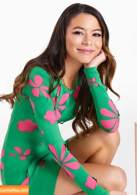 Miranda Cosgrove / MirandaCosgrove слитое фото фото #0537