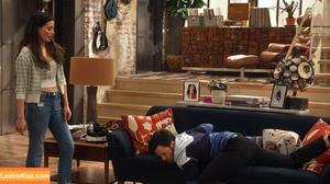 Miranda Cosgrove photo #0053