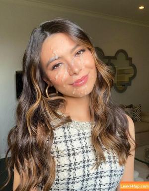 Miranda Cosgrove photo #0087