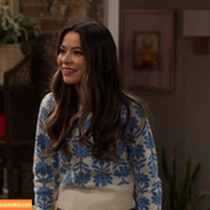 Miranda Cosgrove photo #0106