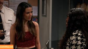 Miranda Cosgrove photo #0207