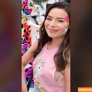 Miranda Cosgrove photo #0270