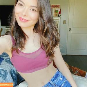 Miranda Cosgrove photo #0303