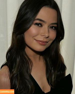 Miranda Cosgrove photo #0310