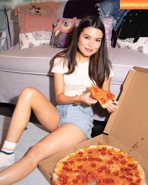 Miranda Cosgrove photo #0392