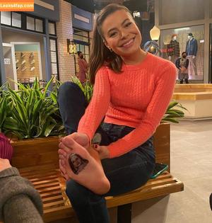 Miranda Cosgrove photo #0567