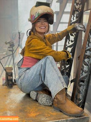 Miranda Cosgrove photo #0578