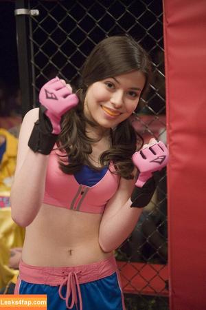 Miranda Cosgrove photo #0593