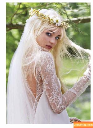 Miranda Kerr photo #0056