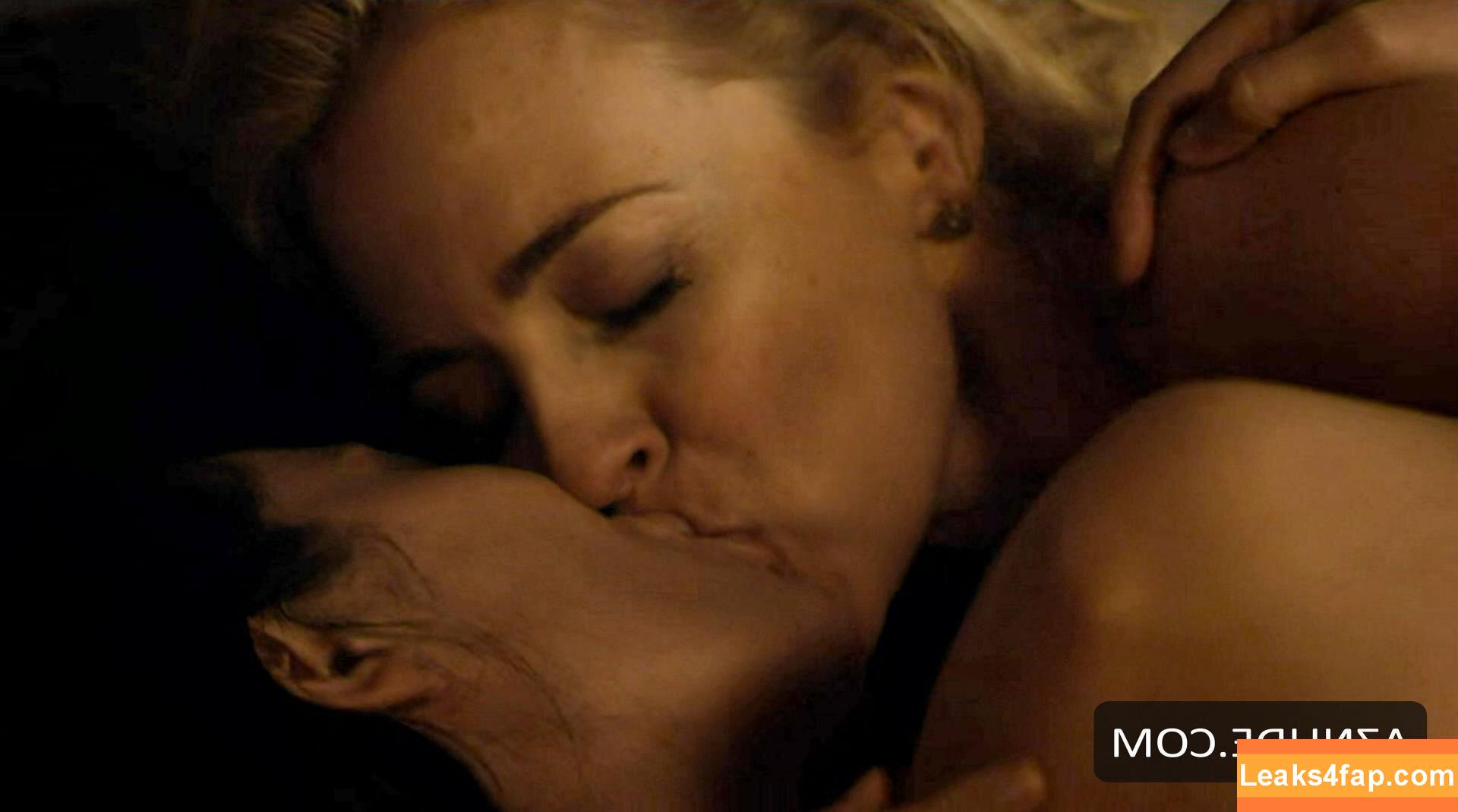 Miranda Raison /  leaked photo photo #0003