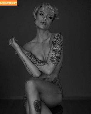 Miri Be photo #0277