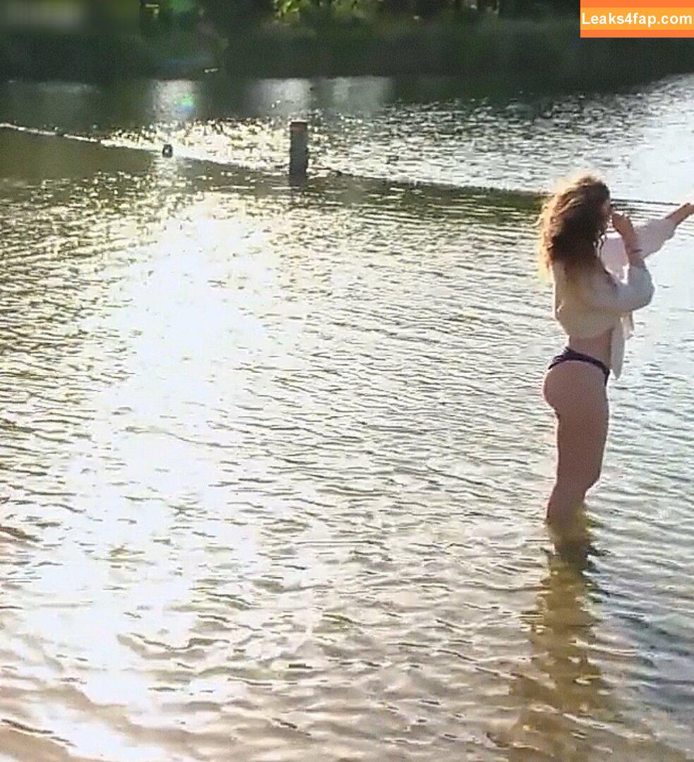 Miriam Ibarra /  leaked photo photo #0047