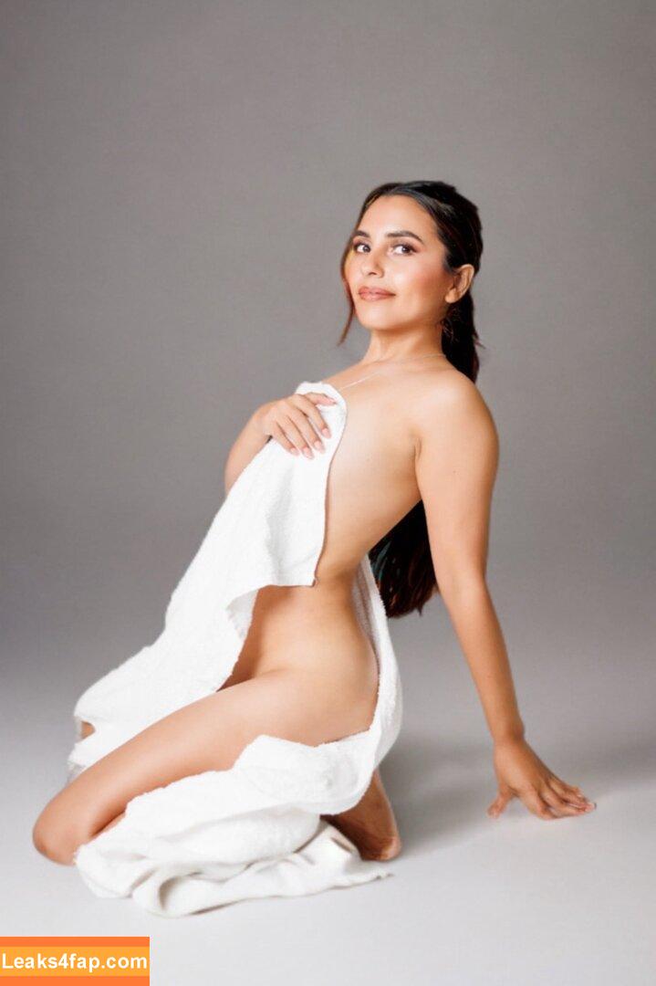 Miris Salinas /  leaked photo photo #0006