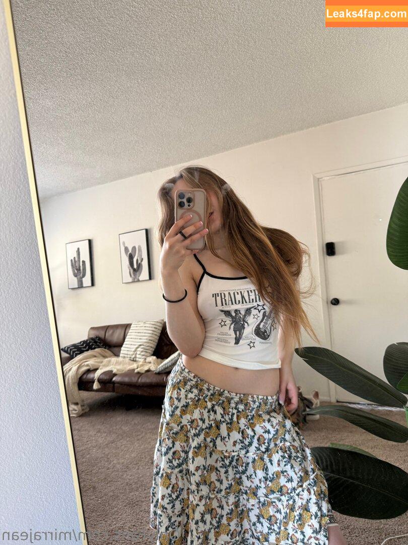 mirrajean /  leaked photo photo #0045