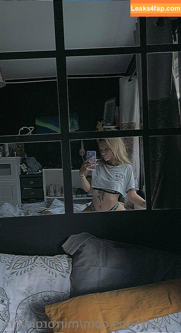 Mirrorgirlkim / mirrorgirl39 leaked photo photo #0024