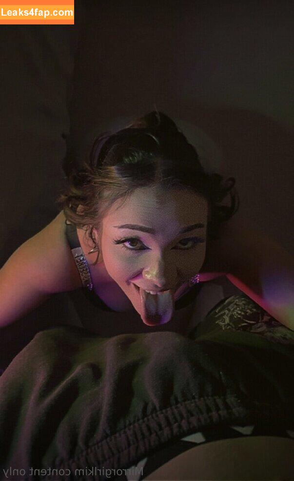 Mirrorgirlkim / mirrorgirl39 leaked photo photo #0115