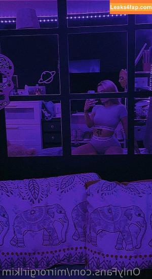 Mirrorgirlkim photo #0025