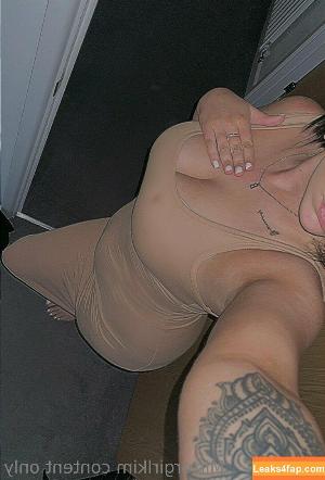 Mirrorgirlkim photo #0040