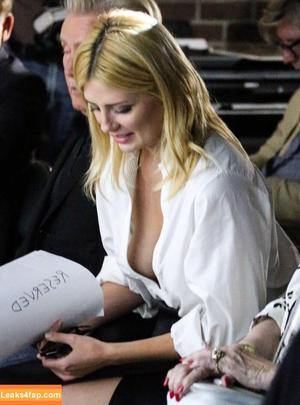 Mischa Barton photo #0183