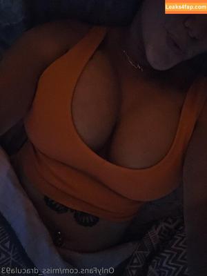 miss_dracula93 photo #0015