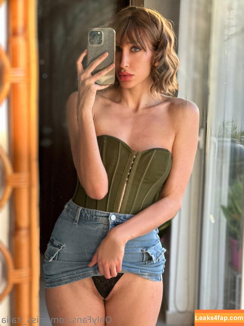 miss_italia /  leaked photo photo #0024