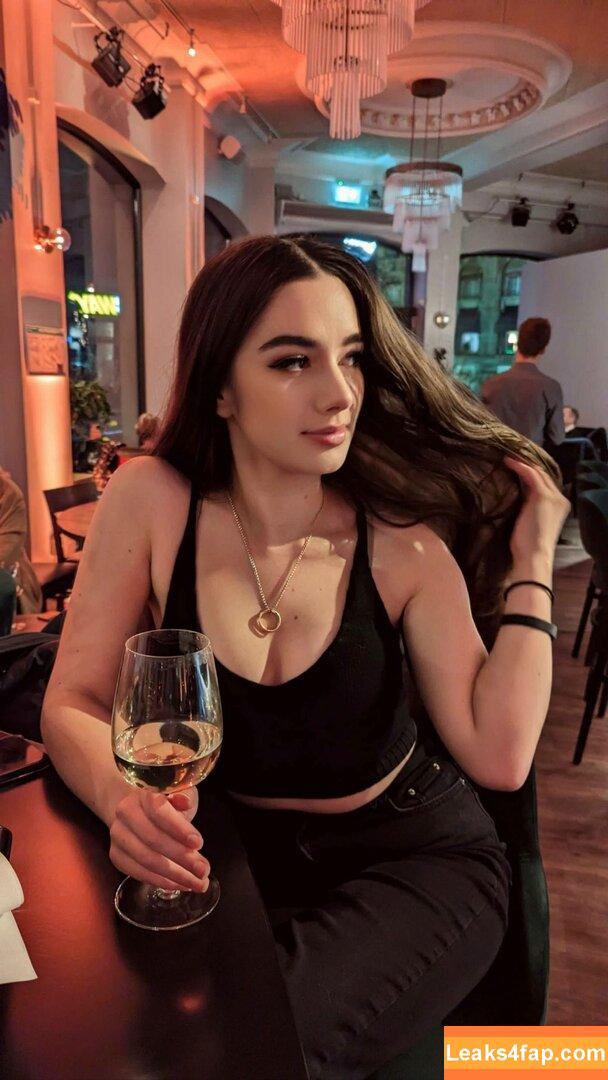 Miss Mikkaa / MissMikkaa / miss_mikka leaked photo photo #0058