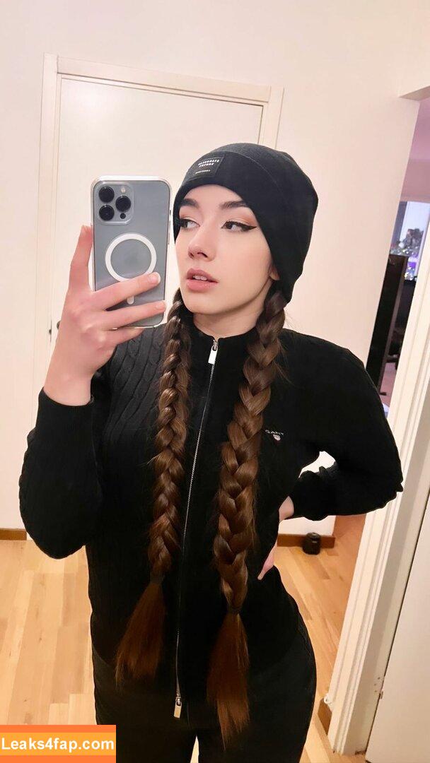 Miss Mikkaa / MissMikkaa / miss_mikka leaked photo photo #0088