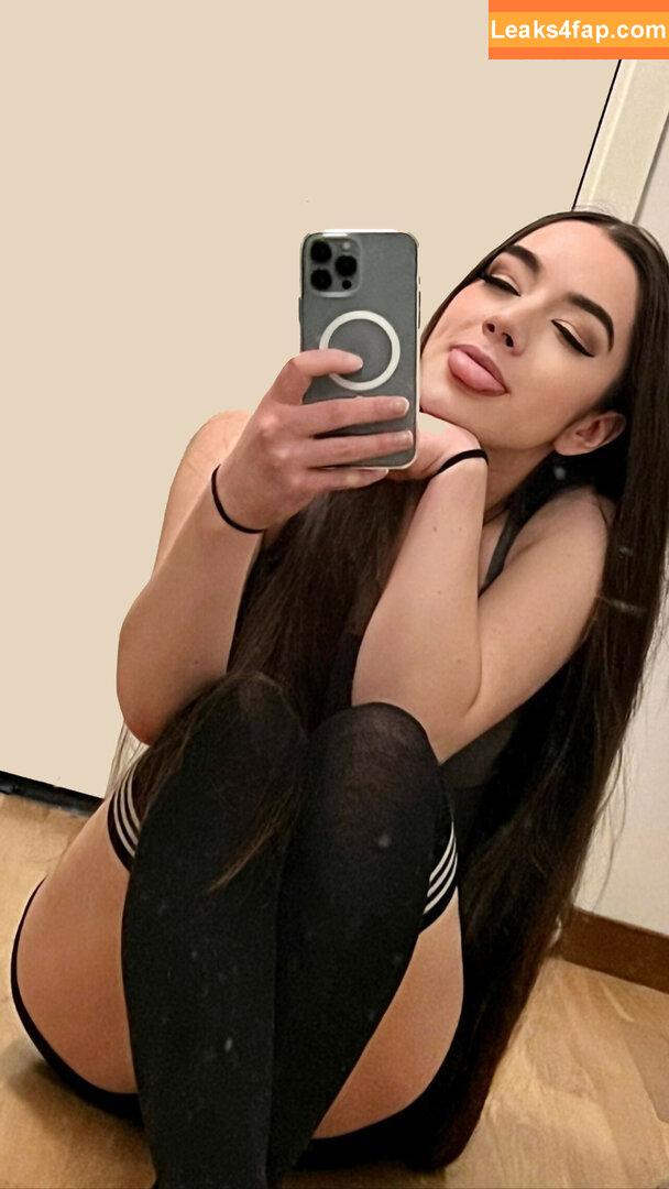 Miss Mikkaa / MissMikkaa / miss_mikka leaked photo photo #0115