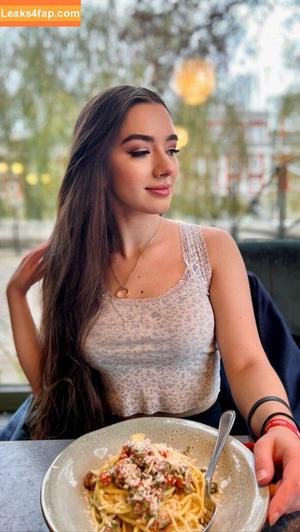 Miss Mikkaa photo #0059