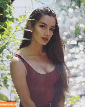 Miss Mikkaa photo #0084