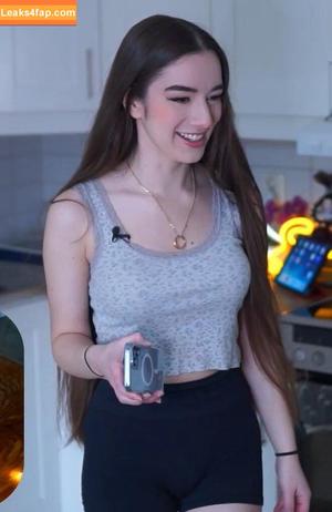 Miss Mikkaa photo #0098