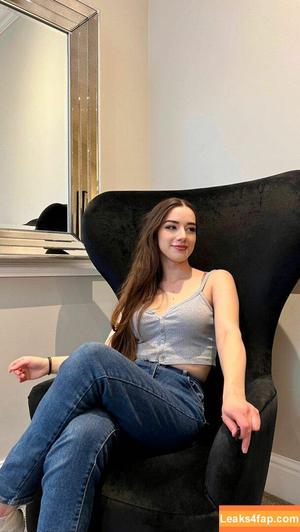 Miss Mikkaa photo #0106