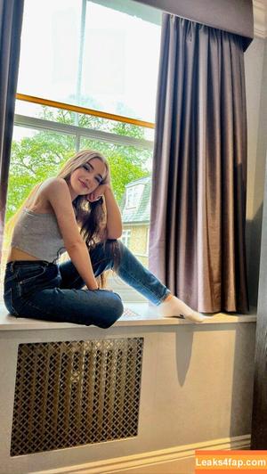 Miss Mikkaa photo #0107